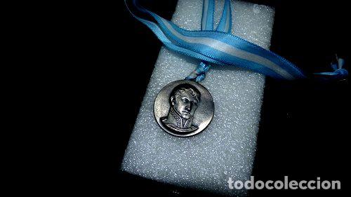 Trofeos y medallas: medalla instituto nacional belgraniano - Foto 1