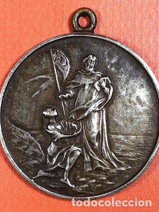 Trofeos y medallas: medalla basilica bs as san pedro nolasco - Foto 1