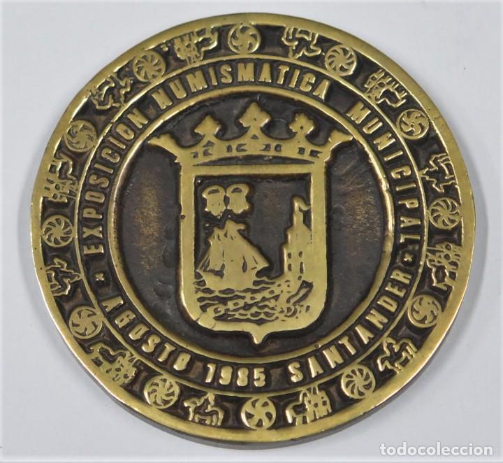 Trofeos y medallas: MEDALLA. EXPOSICION NUMISMATICA DE SANTANDER. 1985 - Foto 1
