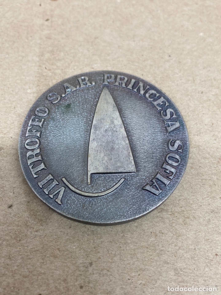 Trofeos y medallas: Medalla de metal VII TROFEO SAR PRINCESA SOFIA 1975 - Foto 1