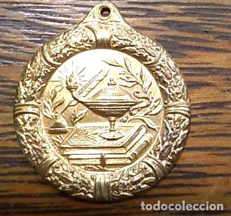 Trofeos y medallas: medalla mar del plata institperalta ramos 1950 bronce - Foto 1