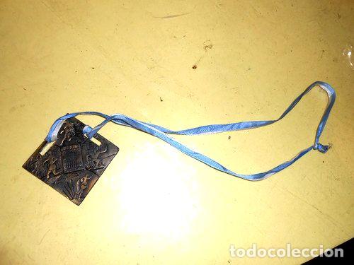 Trofeos y medallas: medalla excelente estado en bronce muy pesada y original - Foto 1