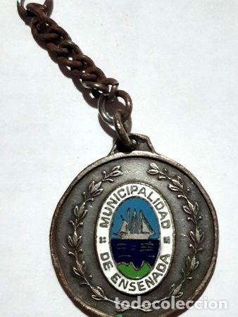 Trofeos y medallas: medalla municipalidad de ensenada - Foto 1