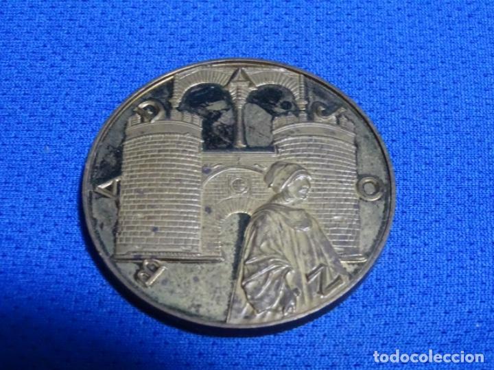Trofeos y medallas: MEDALLLA BADAJOZ. 40 MM. - Foto 1