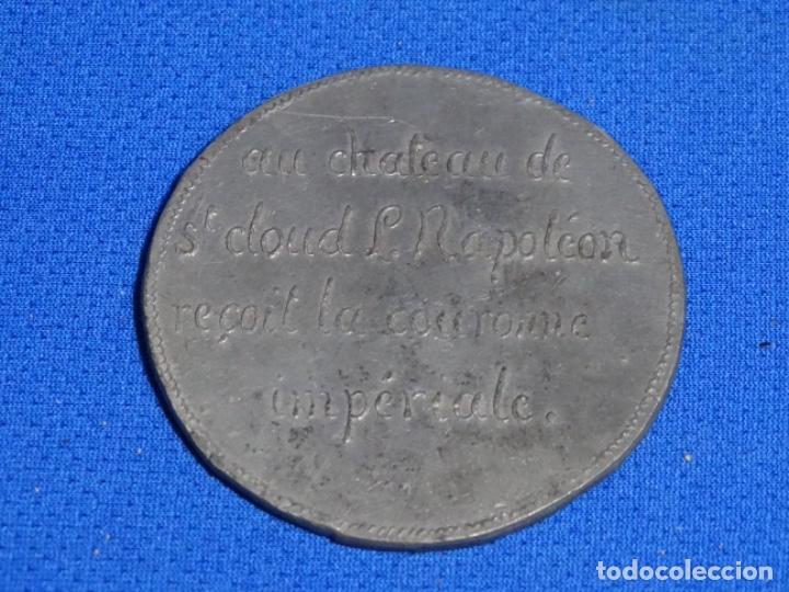 Trofeos y medallas: MEDALLA DEL PRIMER PESEBRE 1852. 53 MM. - Foto 2