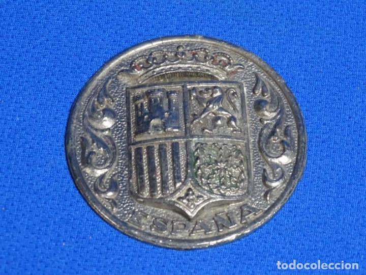 Trofeos y medallas: MEDALLA ESCUDO DE ESPA&Ntilde;A. 58 MM. - Foto 1