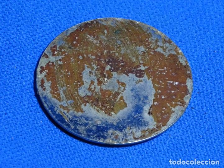 Trofeos y medallas: MEDALLA ESCUDO DE ESPA&Ntilde;A. 58 MM. - Foto 2