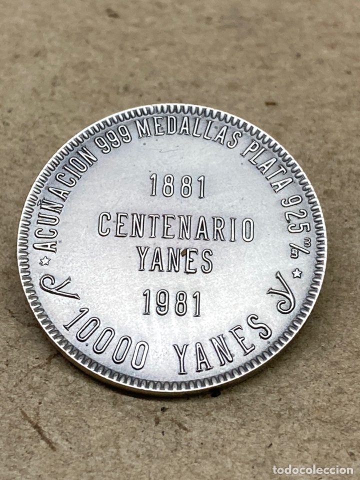 Trofeos y medallas: Medalla de plata Centenario Yanes - Foto 2