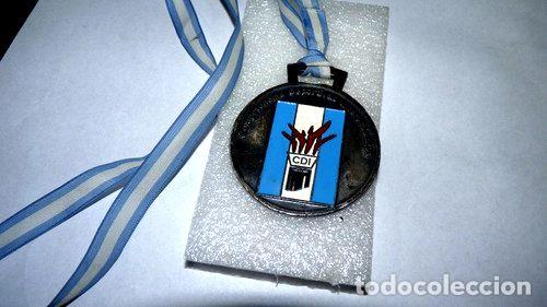 Trofeos y medallas: medalla comp depinterescolares mar del plata 2004 - Foto 1