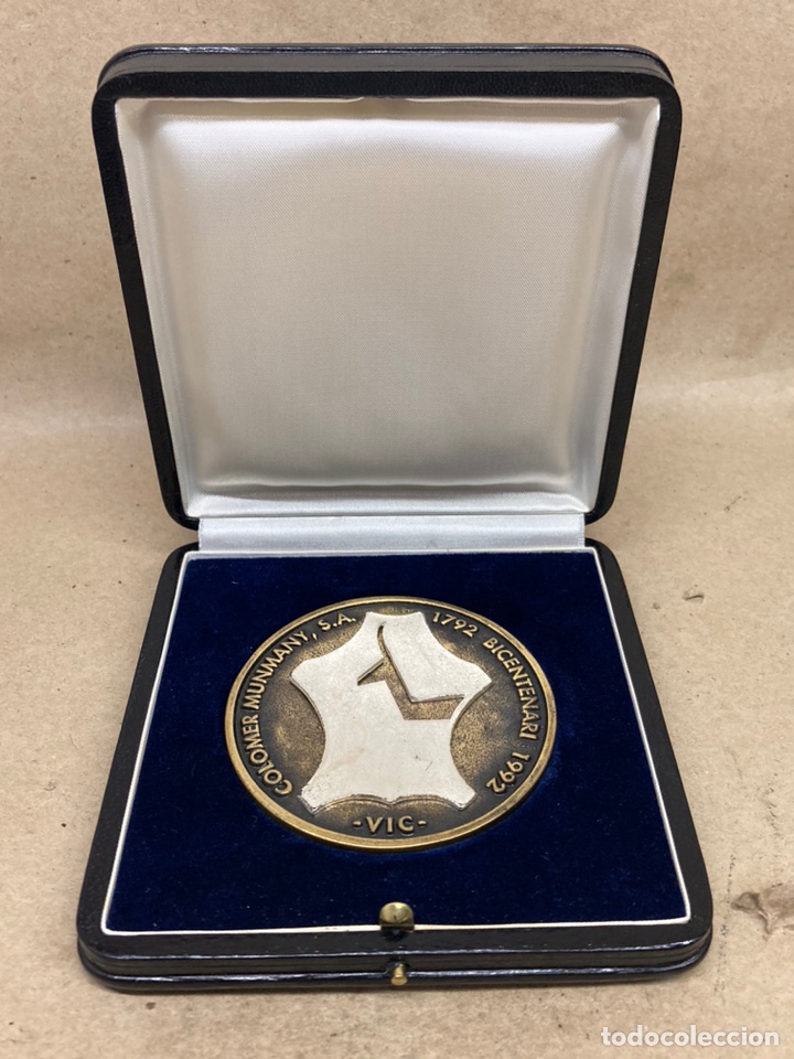 Trofeos y medallas: Medalla de bronce - Foto 1