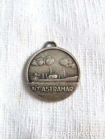 Trofeos y medallas: medalla barco a stramar 1960 exc - Foto 1