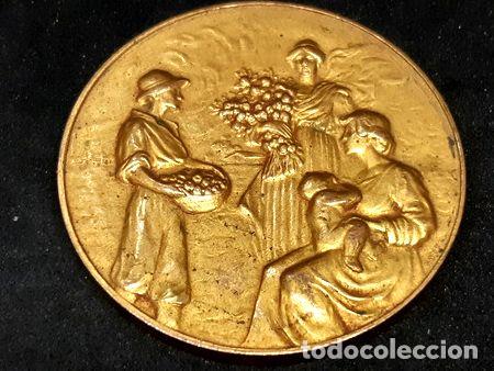 Trofeos y medallas: medalla maternidad horta lote a 714 - Foto 1
