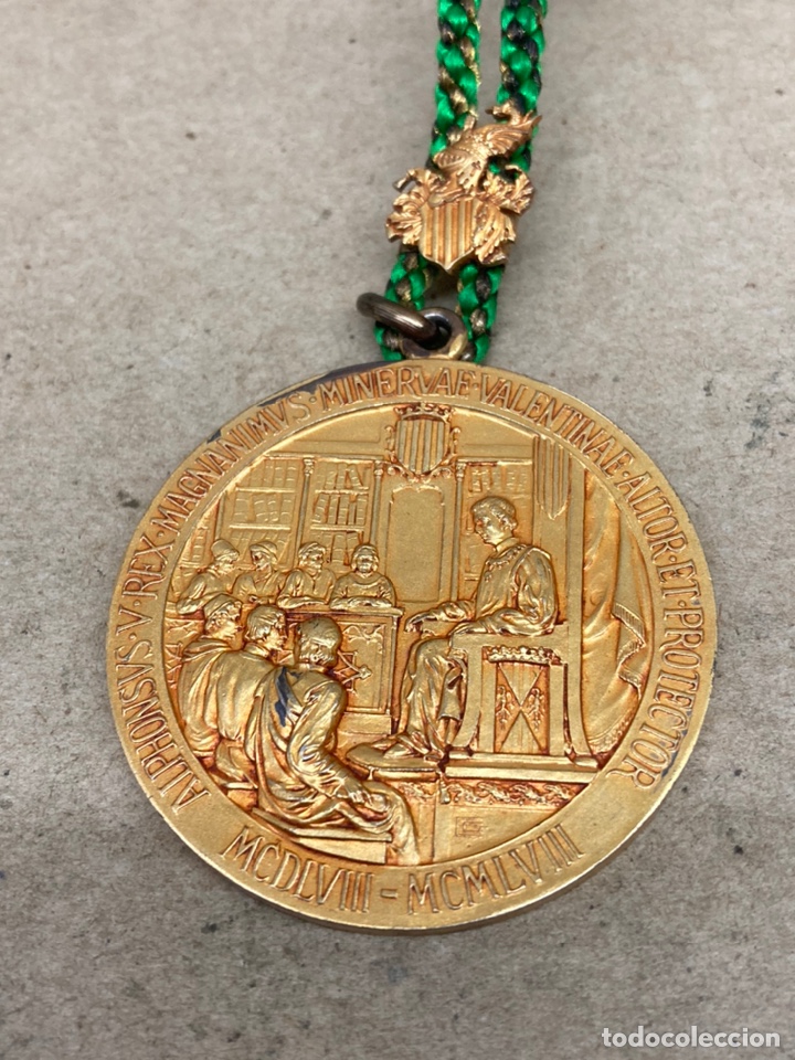 Trofeos y medallas: Medalla de Bronce - Foto 2