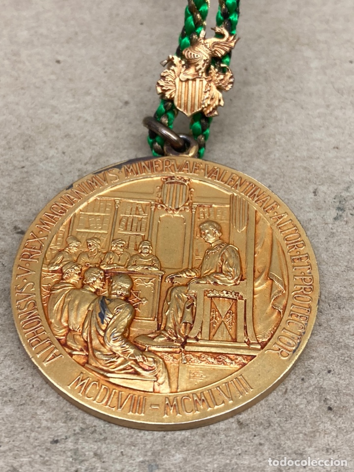 Trofeos y medallas: Medalla de Bronce - Foto 3