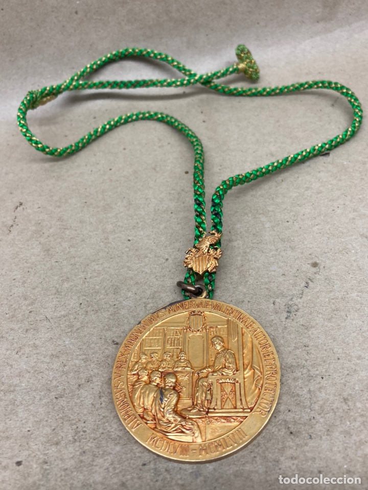 Trofeos y medallas: Medalla de Bronce - Foto 1