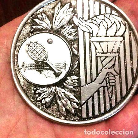 Trofeos y medallas: medalla de tenis - Foto 1