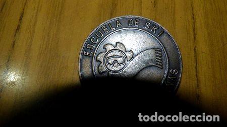 Trofeos y medallas: prendedor de escuela de ski - Foto 1