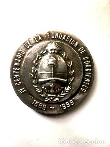 Trofeos y medallas: corrientes medalla fundacion 1988 - Foto 1