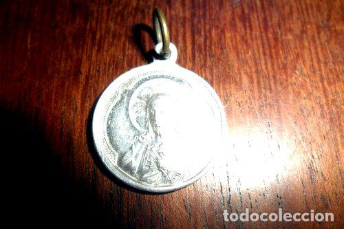 Trofeos y medallas: medalla medallita nuestra senora de cuyo sagrado corazon - Foto 1