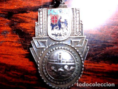 Trofeos y medallas: medalla de natacion cd 104 - Foto 1