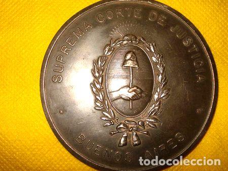 Trofeos y medallas: medalla suprema corte de justicia - Foto 1