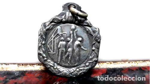 Trofeos y medallas: medalla basquet antigua - Foto 1