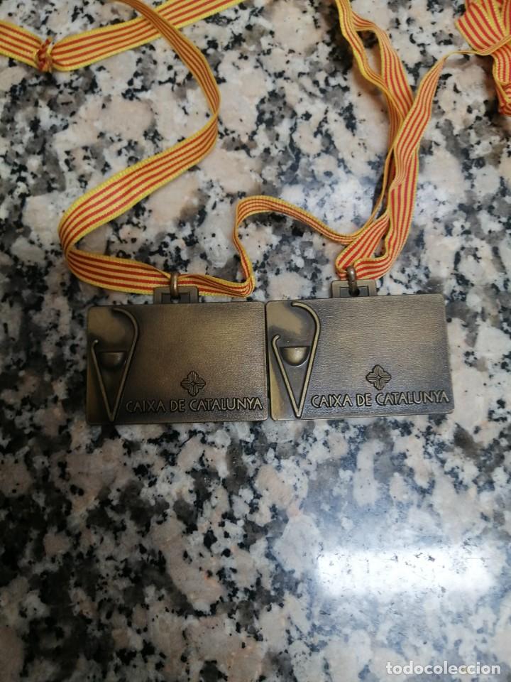 Trofeos y medallas: 2 MEDALLAS CAIXA DE CATALUNYA - Foto 1