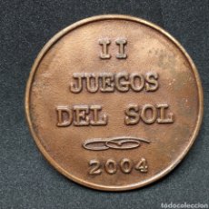 Trofeos y medallas: MEDALLA CONMEMMORATIVA II JUEGOS DEL SOL, MADRID, AÑO 2004, CLUB HALEGATOS - COLECTIVO LGTBI