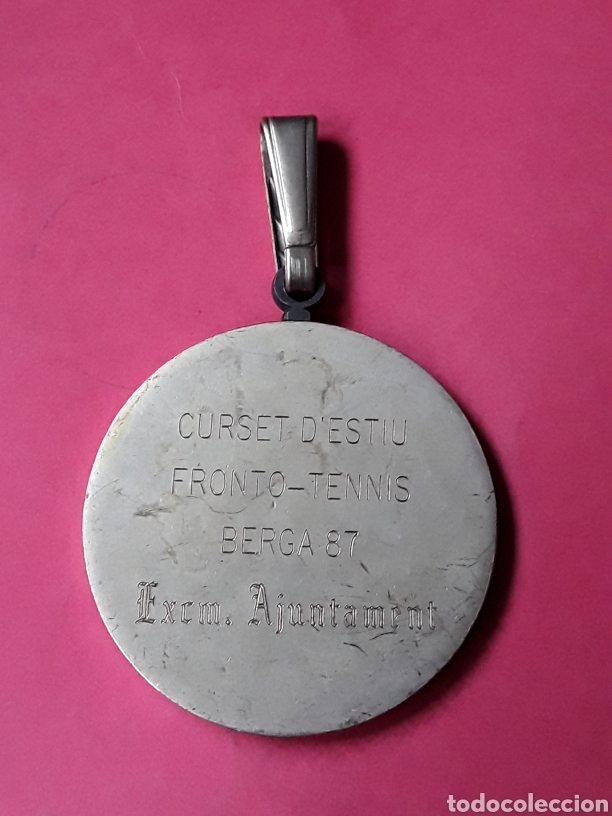 Trofeos y medallas: MEDALLA BERGA 1987.CURSO DE FRONTO-TENIS - Foto 2