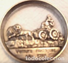 Trofeos y medallas: medalla la cibeles madrid - Foto 1