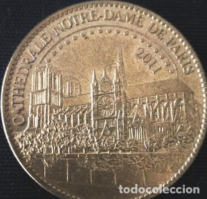 Trofeos y medallas: medalla notre dame paris 2011 - Foto 1