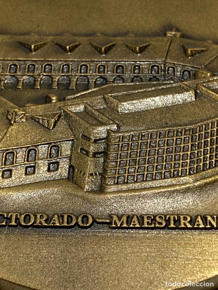 Trofeos y medallas: MEDALLA CONMEMORATIVA DE BRONCE - UNIVERSIDADE DA CORU&Ntilde;A - Foto 3