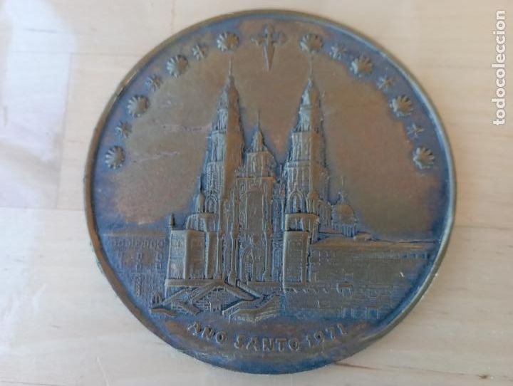 Trofeos y medallas: PLACA, MEDALLON, A&Ntilde;O SANTO 1971 - Foto 1
