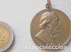 Trofeos y medallas: medalla bartolome mitre centenario nacimiento ano 1921 - Foto 1