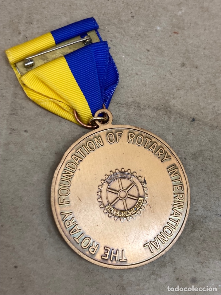 Trofeos y medallas: Medalla Broche Paul Harris Fellow - Foto 3
