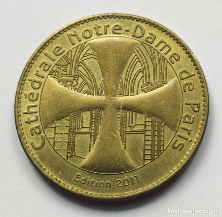 Trofeos y medallas: ## Medalla Catedral Notre Dame 2011 ## - Foto 2