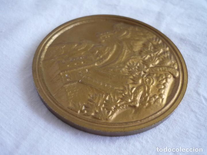 Trofeos y medallas: Medalla de bronce muralla china Friendship - Foto 2