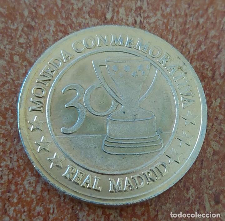 Trofeos y medallas: Modelos conmemorativa Real Madrid Di Stefano - Foto 2