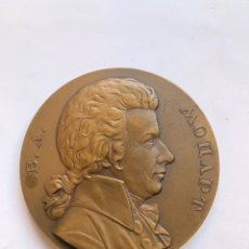 Trofeos y medallas: MEDALLA CONMEMORATIVA RUSA. W. A. MOZART BICENTENARIO DE SU NACIMIENTO 1756 - 1956.