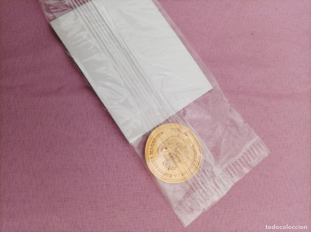 Trofeos y medallas: Monedas Conmemorativas Hermandad Macarena - Foto 9