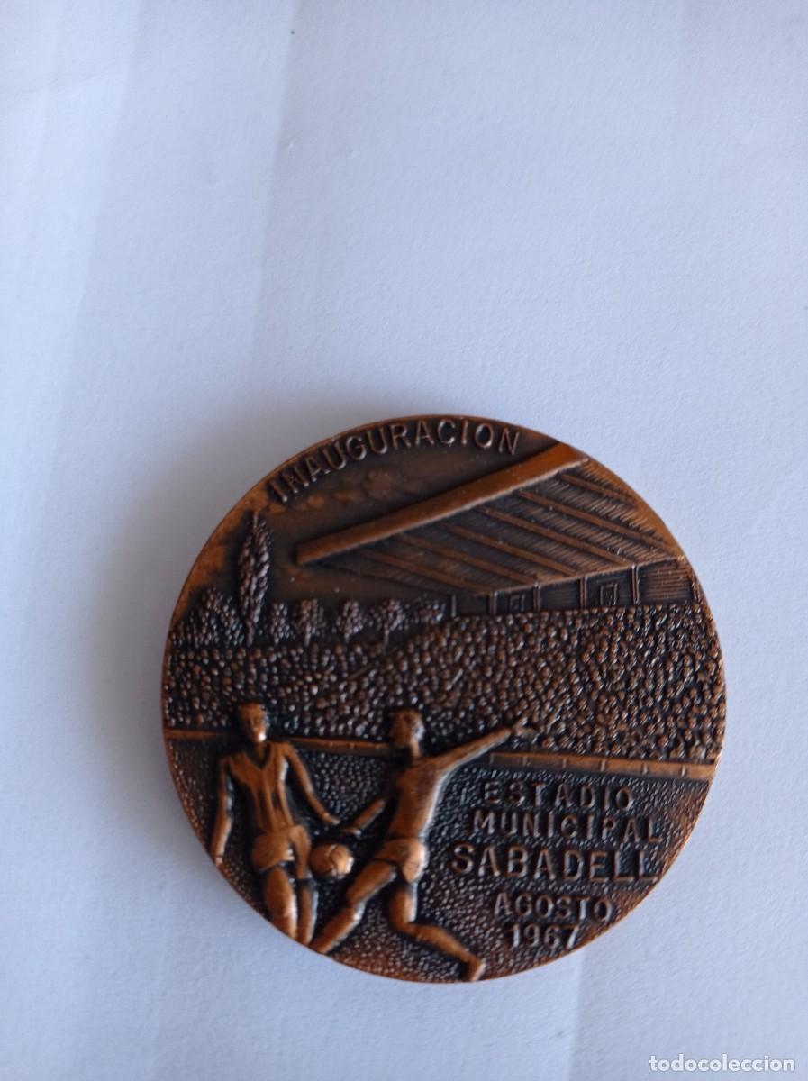 Trofeos y medallas: Medalla 1er trofeo Ciudad de Sabadell 1973. - Foto 1