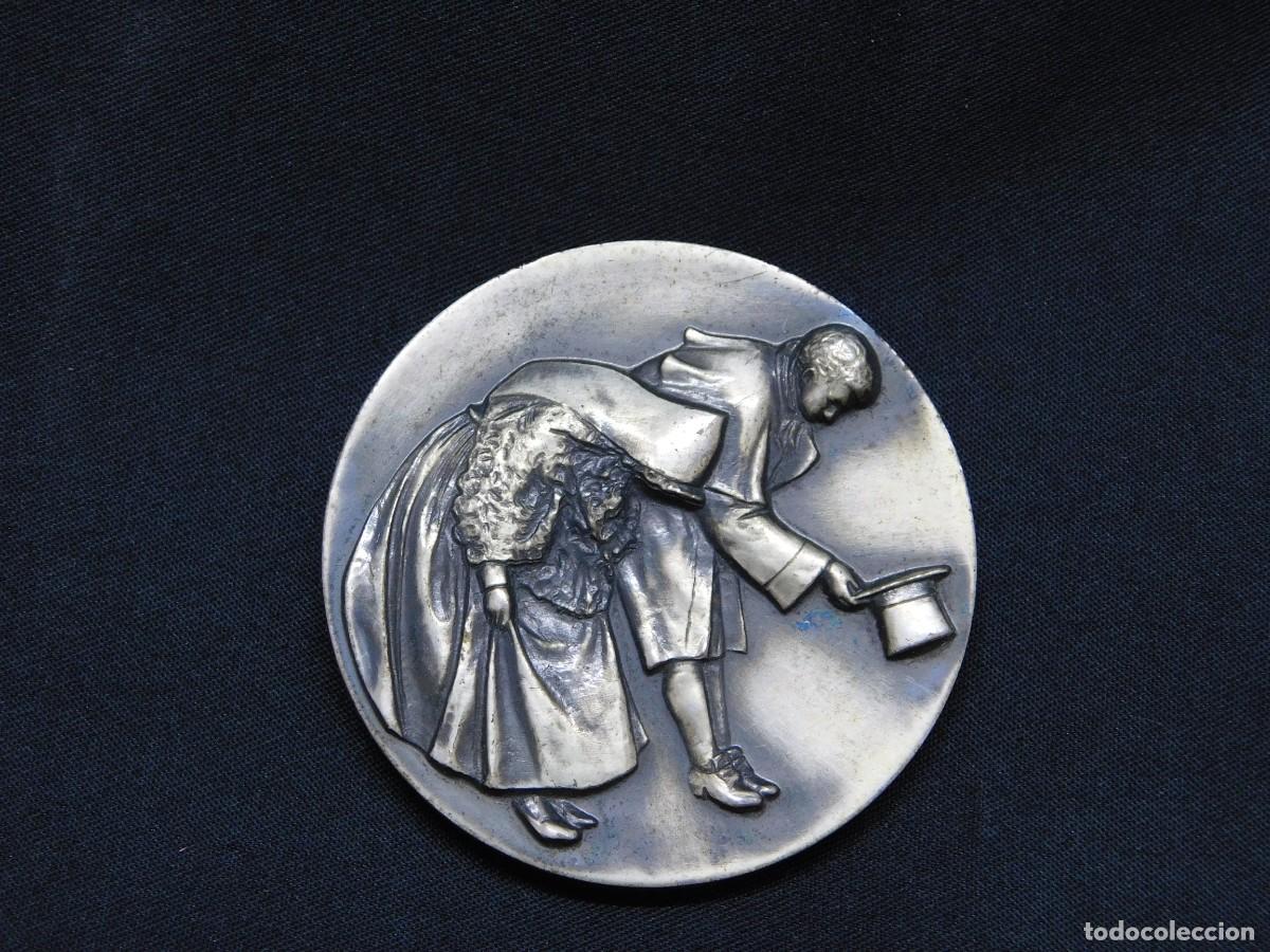 Trofeos y medallas: Medalla Sant Joan de les Abadesses - Foto 2