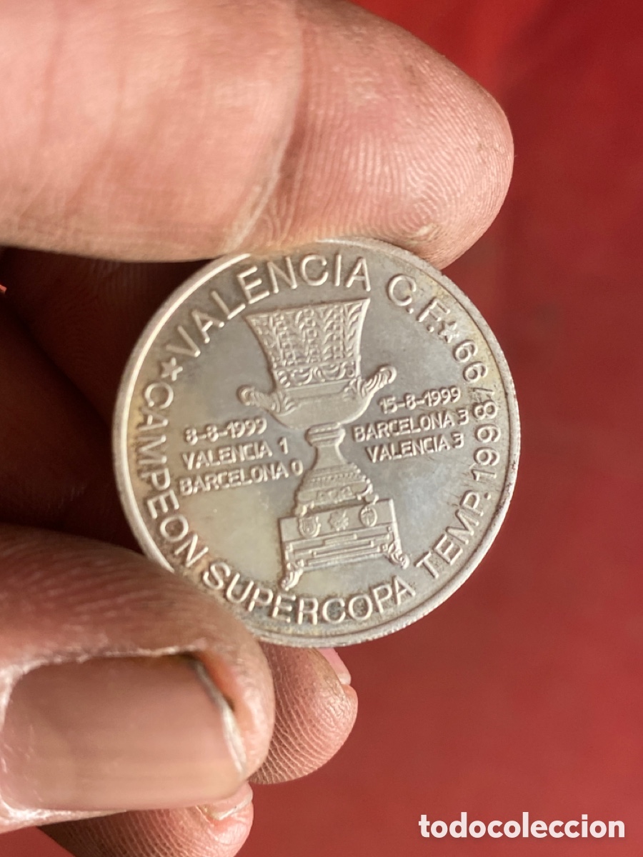 Trofeos y medallas: VALENCIA CF 1998 CAMPE&Oacute;N SUPERCOPA - Foto 2
