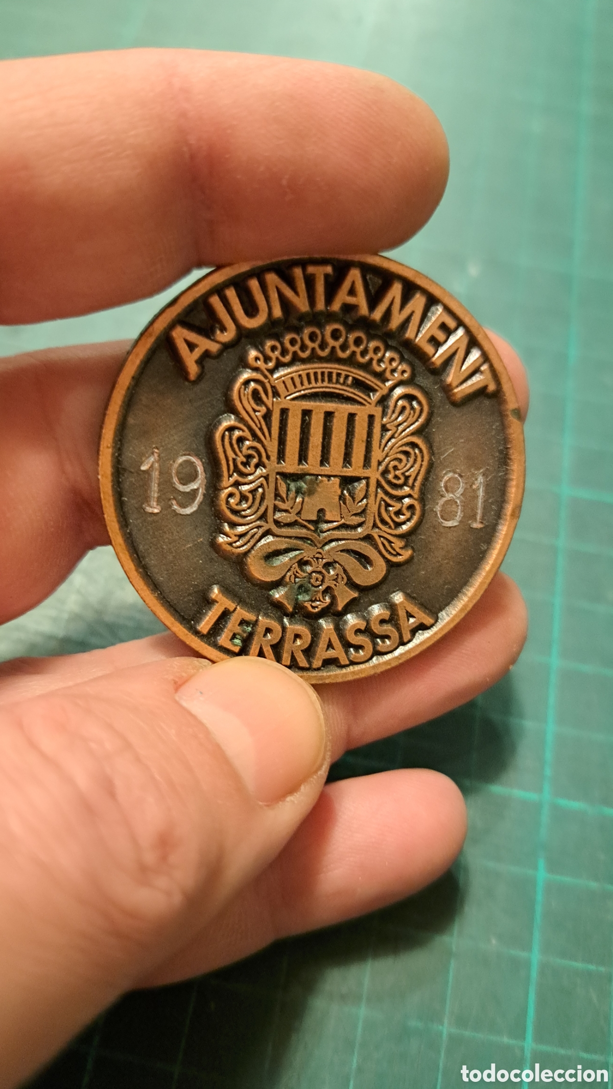 Trofeos y medallas: Medalla Terrasa 1981 - Foto 4