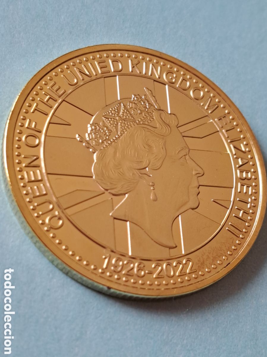 Trofeos y medallas: ESPECTACULAR MONEDA CONMEMORATIVA DE LA REINA ISABEL II. REF S1 CGM 3 - Foto 5