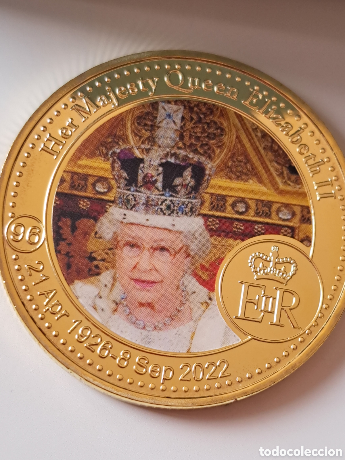 Trofeos y medallas: ESPECTACULAR MONEDA CONMEMORATIVA DE LA REINA ISABEL II. REF S1 CGM 3 - Foto 3