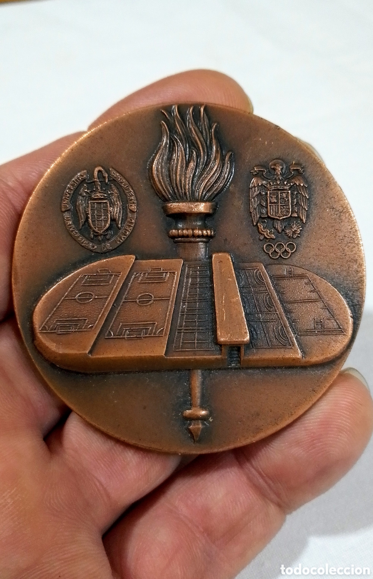 Trofeos y medallas: MEDALLA UNIVERSITARIA 1974 - Foto 1