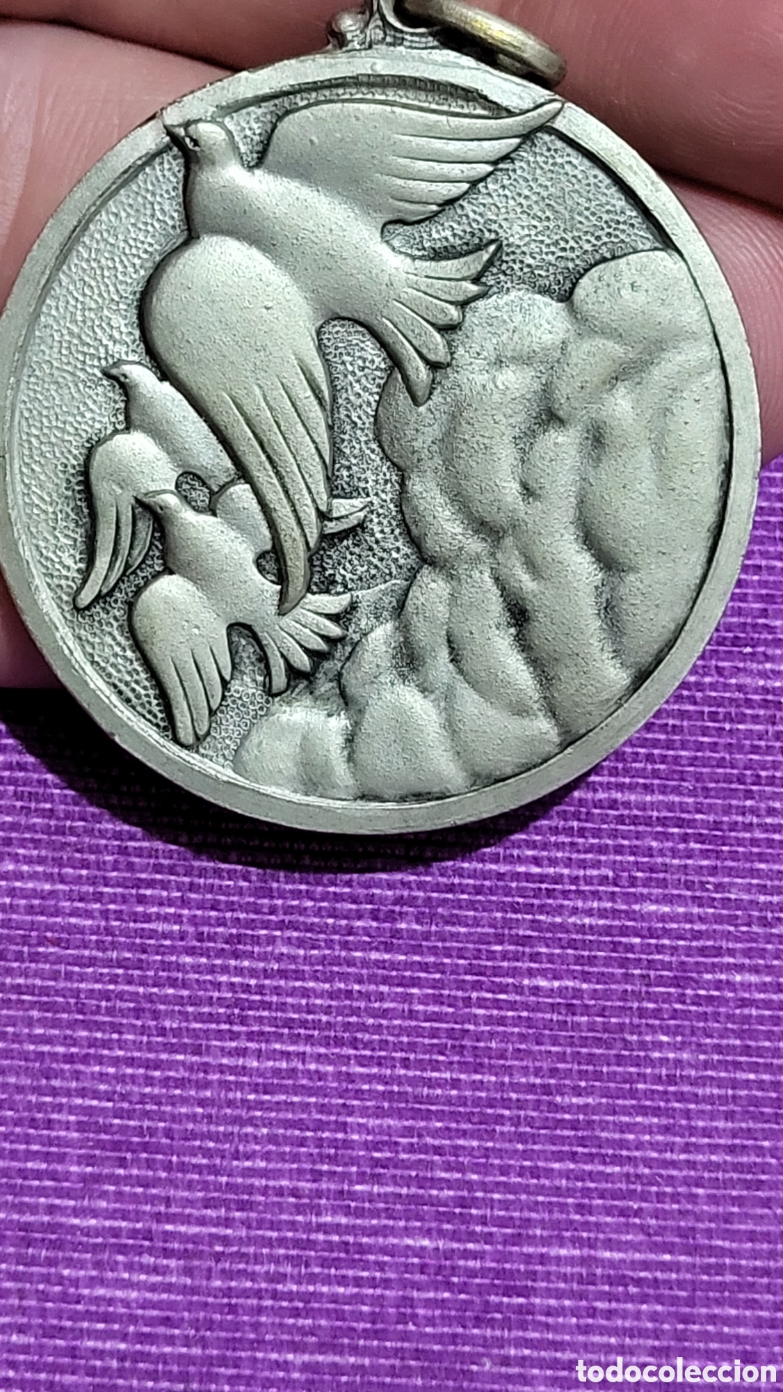Trofeos y medallas: Medalla Colombofila 1951 - Foto 1