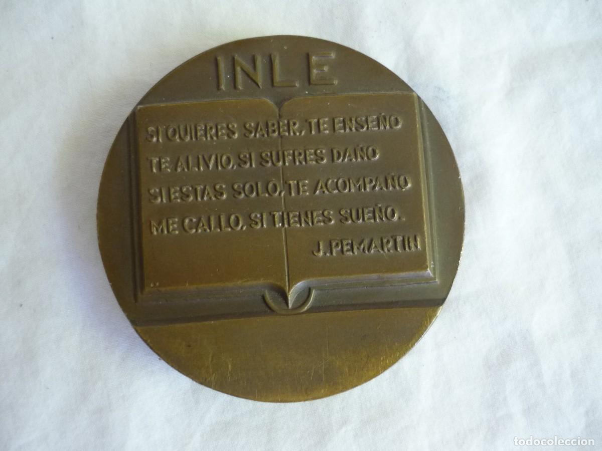 Trofeos y medallas: Medalla de bronce A&ntilde;o Internacional del Libro 1972 - Foto 3