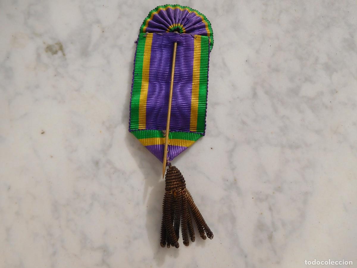 Trofeos y medallas: Emblema antiguo de tren con cinta y aguja - Foto 4